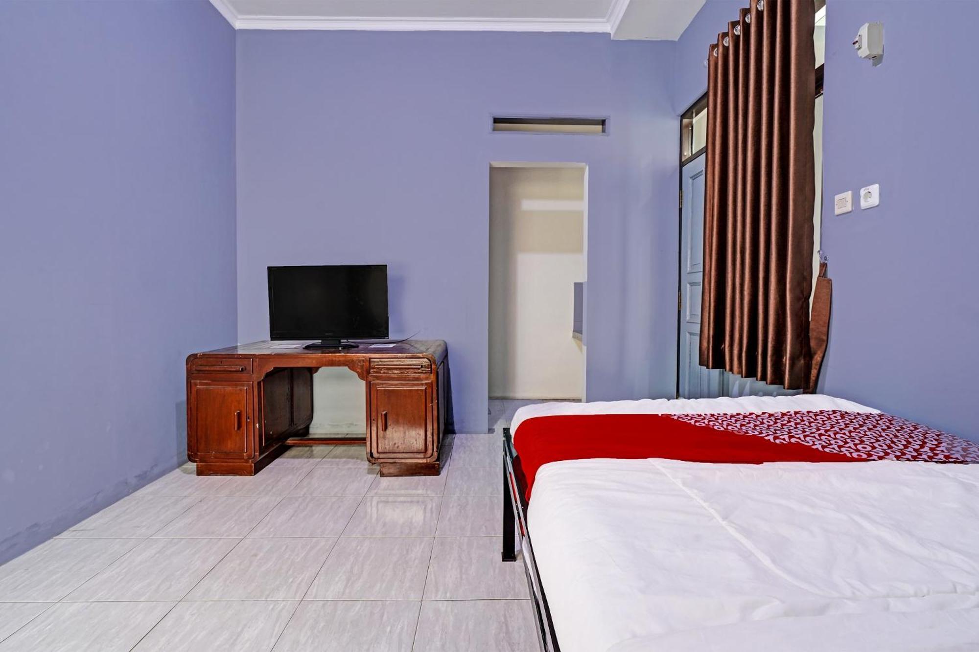 OYO 91592 Aaliya Guest House Syariah Lebakwangi Dış mekan fotoğraf